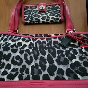 COACH PARK OCELOT PRINT CARRIE TOTE SHOULDER BAG WITH WALLET